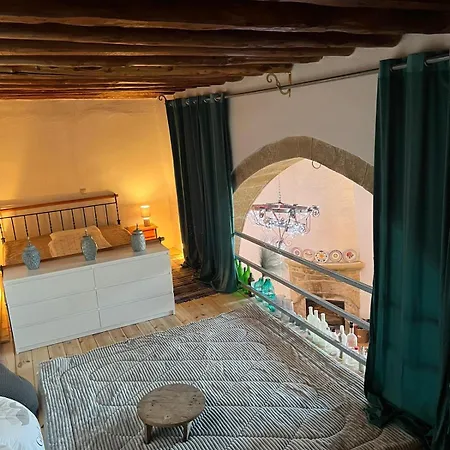 Heritage House Malonas * Malona Village